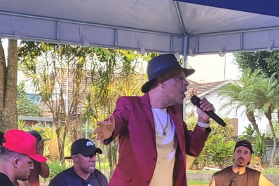 Samba na Praça celebra aniversário de Magé