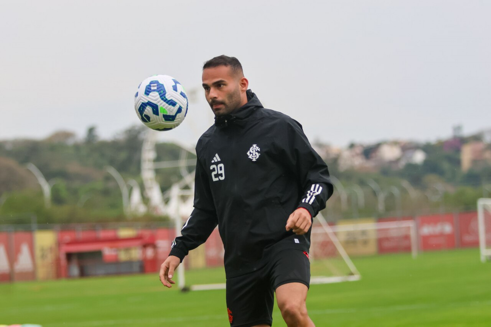 Internacional aguarda decis&atilde;o de Thiago Maia sobre renova&ccedil;&atilde;o