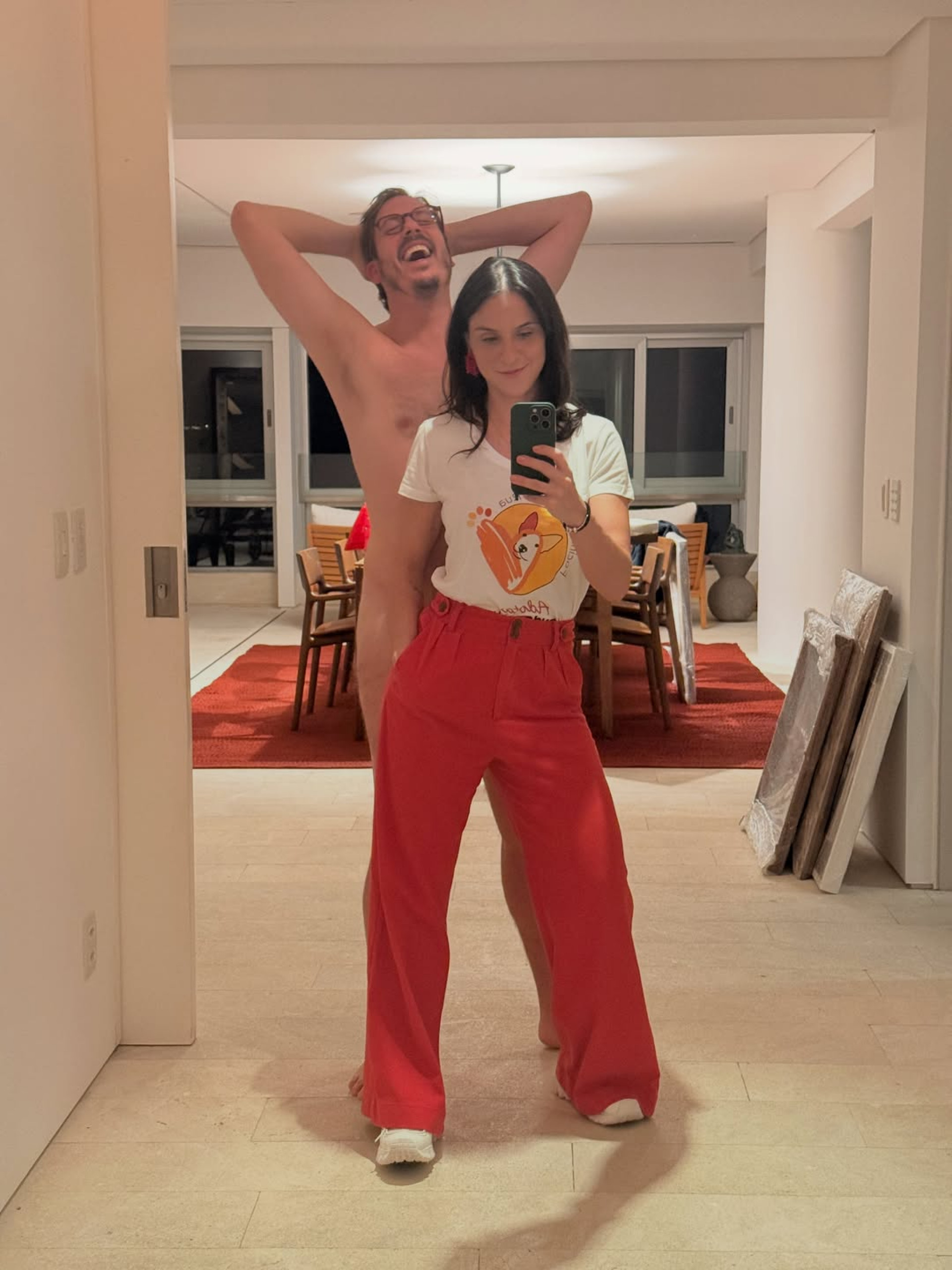 F&aacute;bio Porchat aparece pelado em foto com a noiva - Reprodu&ccedil;&atilde;o / Instagram