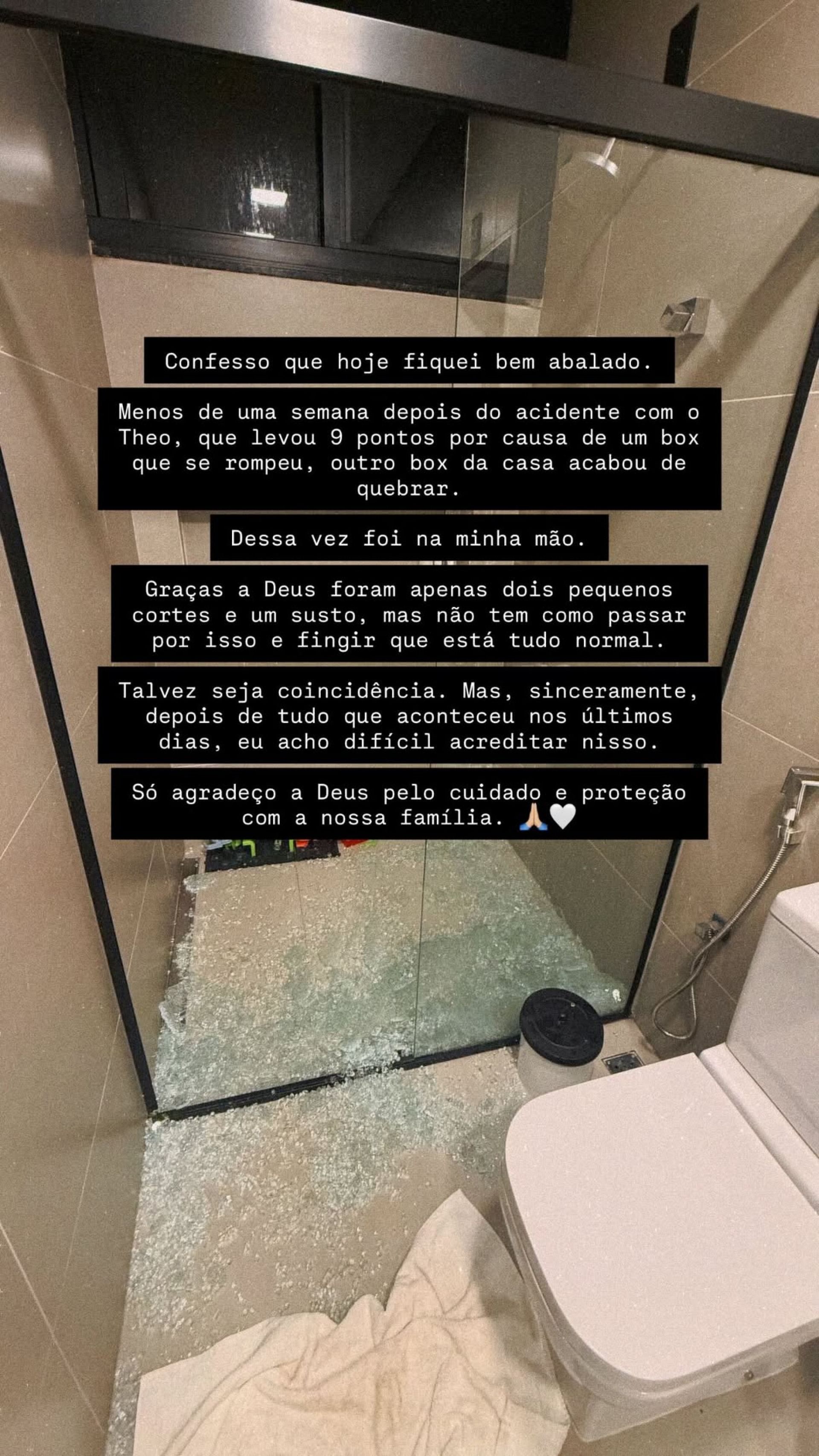 Breno Simões mostrou como ficou banheiro de casa após acidente  - Reprodução/Instagram 