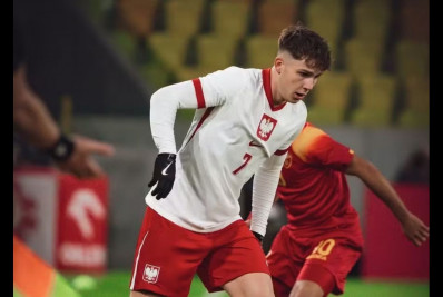 Jogador deixa concentração de seleção para fazer provas da escola