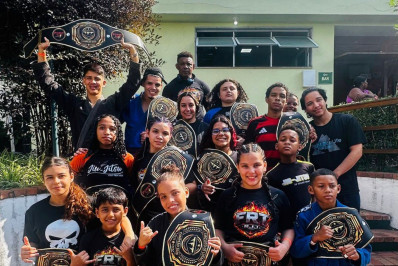 Projeto social de Rio das Pedras celebra títulos em competição de jiu-jítsu