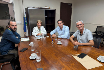 Fabinho Costa vai ao INEA e cobra avanço de obra aguardada no Canellas City