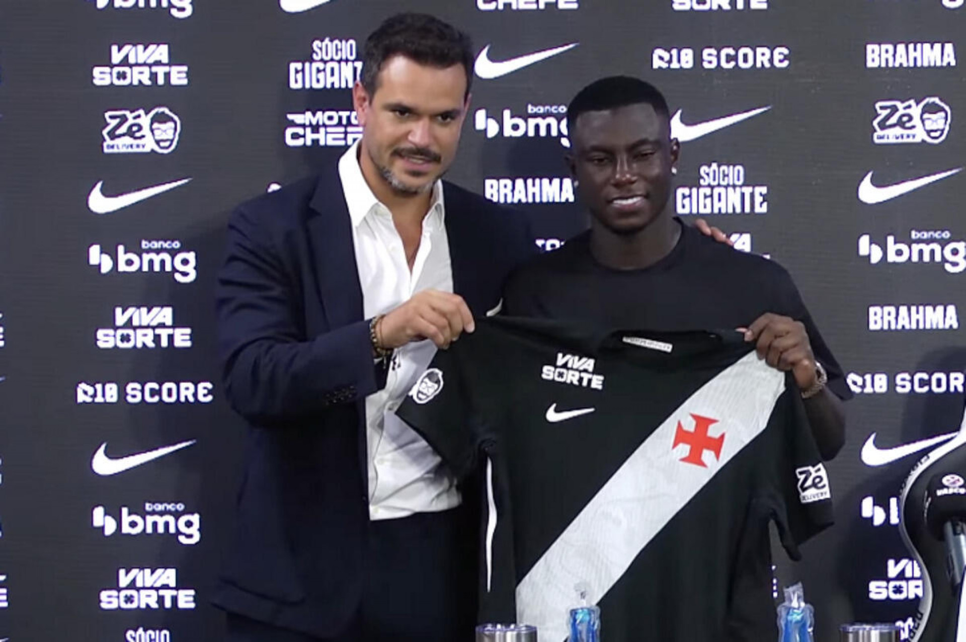 Vasco define situa&ccedil;&atilde;o de Marino e n&atilde;o deve negociar atacante nesta janela