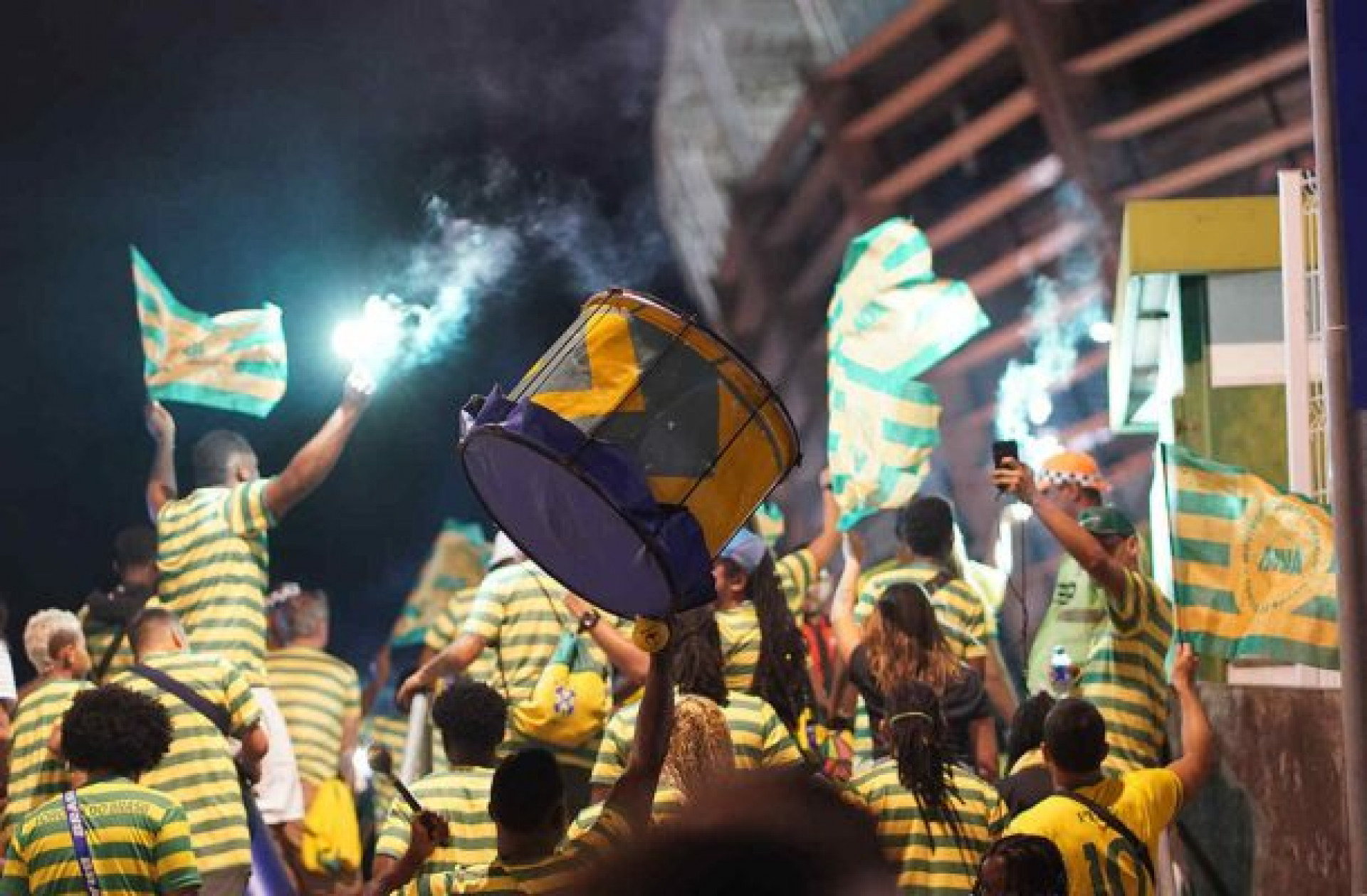 Torcidas Organizadas se unem para apoiar a Sele&ccedil;&atilde;o Brasileira na Copa do Mundo