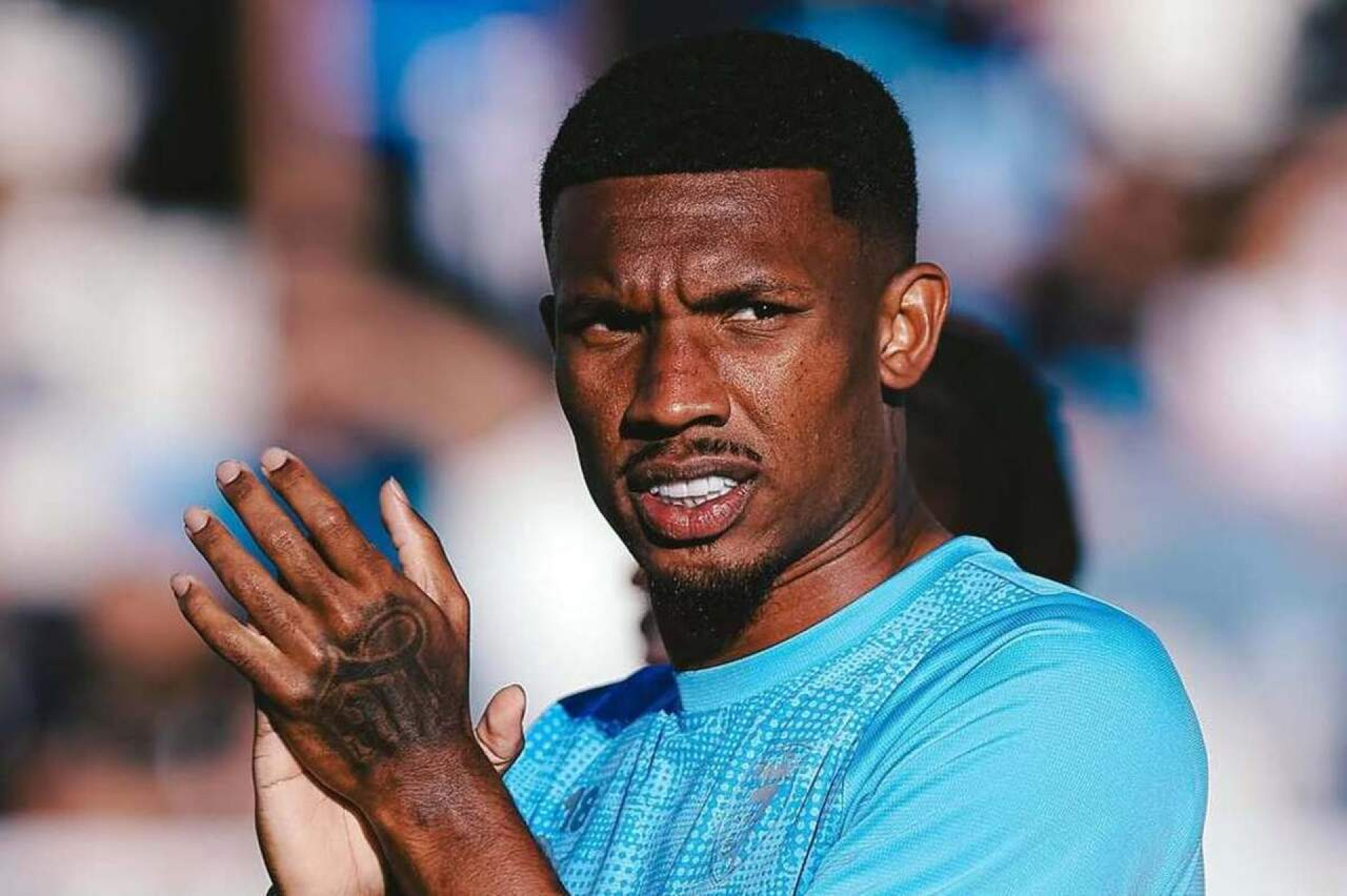 Pafos estuda compra de Lel&ecirc;, emprestado pelo Fluminense