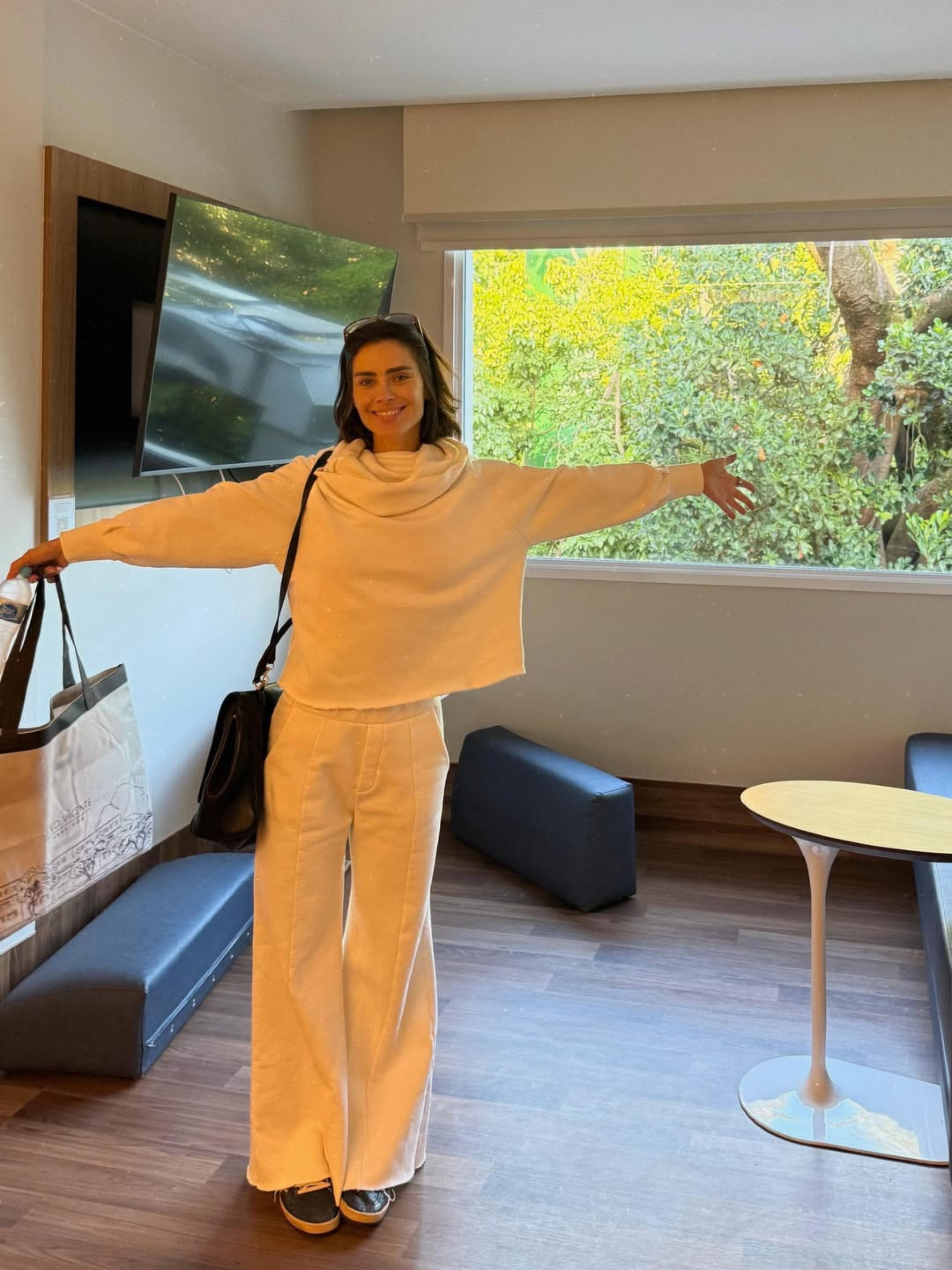 Carolina Dieckmmann recebeu alta ap&oacute;s tratamento de infec&ccedil;&atilde;o no rim  - Reprodu&ccedil;&atilde;o/Instagram