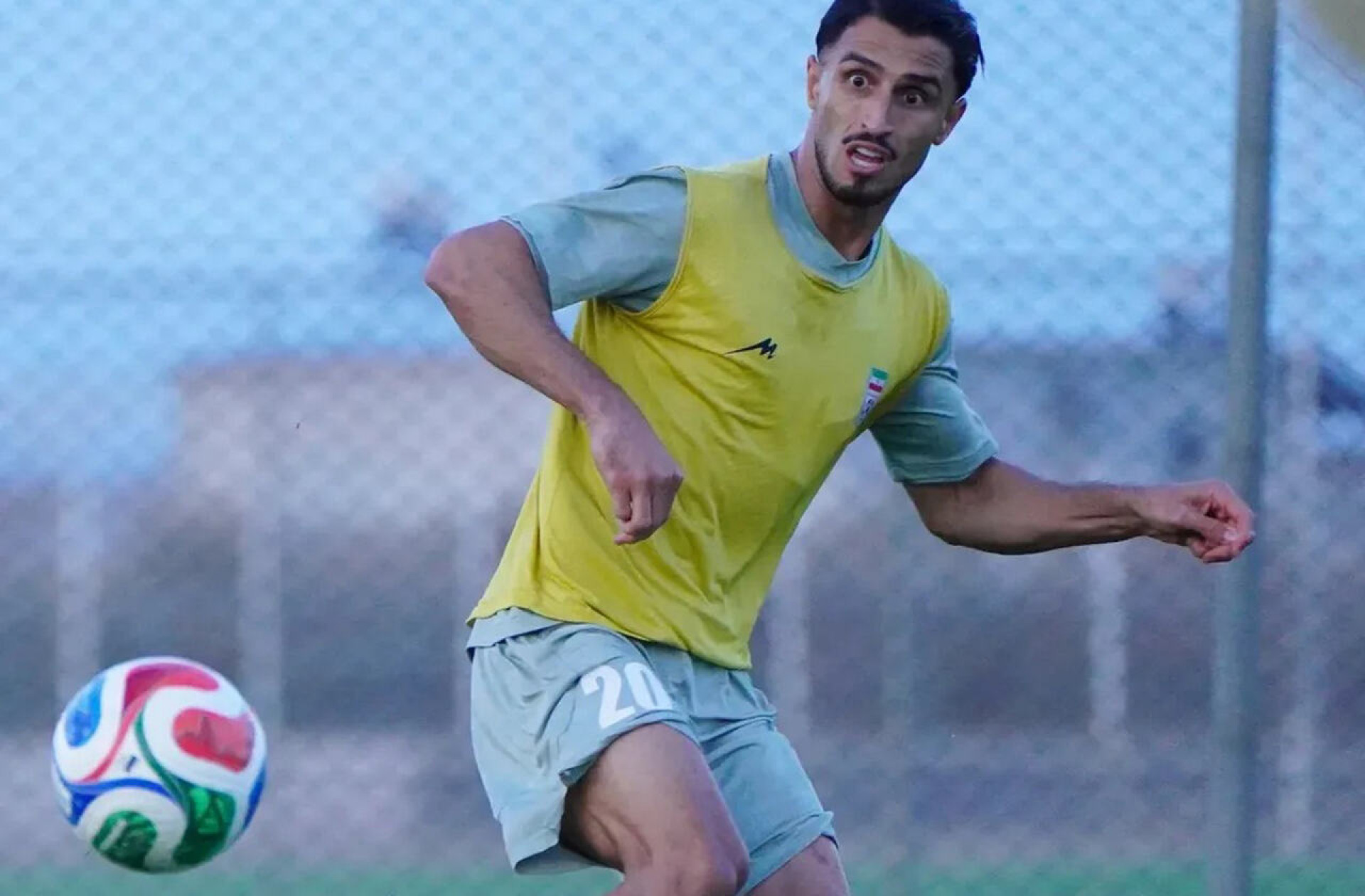 Ir&atilde; far&aacute; &uacute;ltimo amistoso antes da Copa do Mundo com port&otilde;es fechados