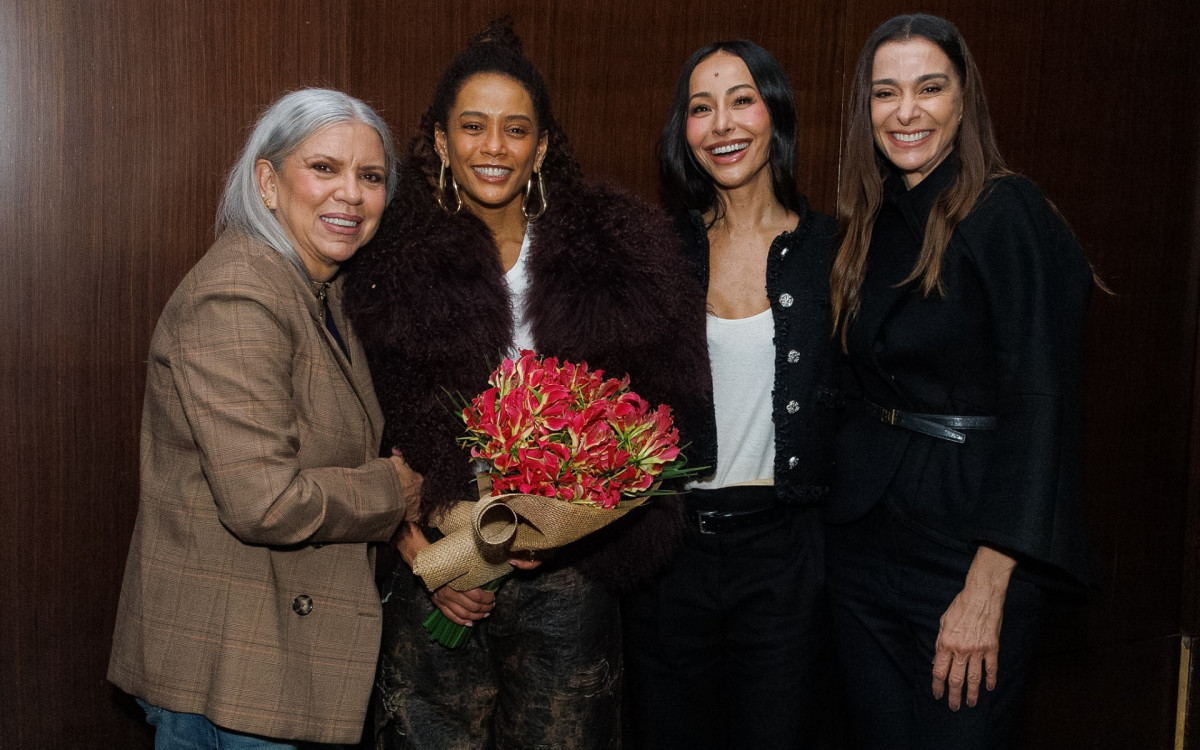 Taís Araujo recebeu carinho de Astrid Fontenelle, Sabrina Sato e Mônica Martelli