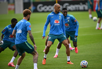 Fabinho vê entrada de Casemiro em Endrick como 'normal': 'Todo mundo quer mostrar algo'