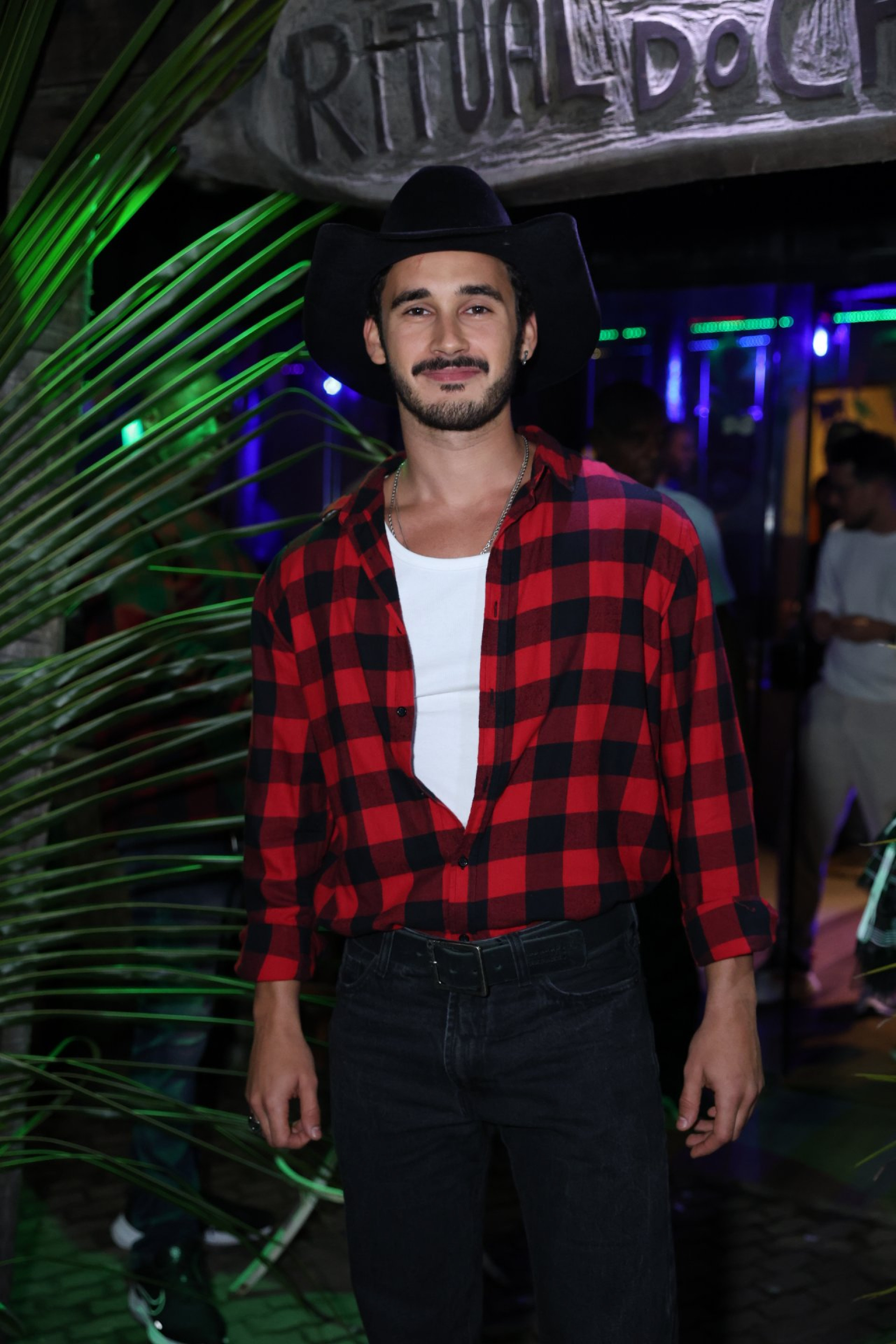 Filipe Bragança aproveita festa junina no Ritual do Chopp - Daniel Pinheiro/BrazilNews