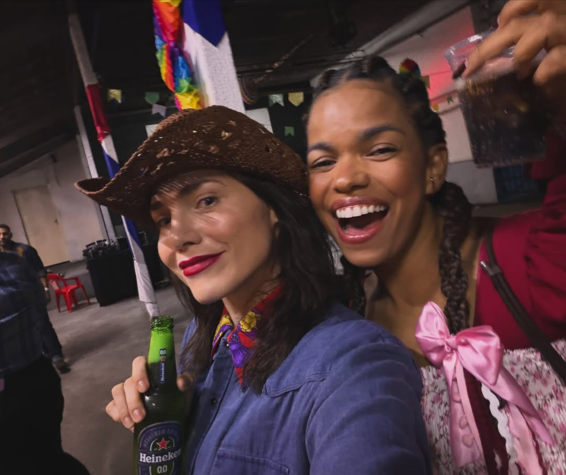 Leticia Colin e Jeniffer Nascimento - Reprodução / Instagram