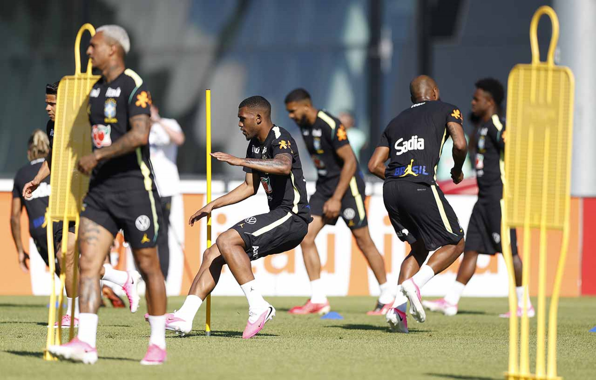 Ancelotti promove novos testes em quarto treino do Brasil nos Estados Unidos