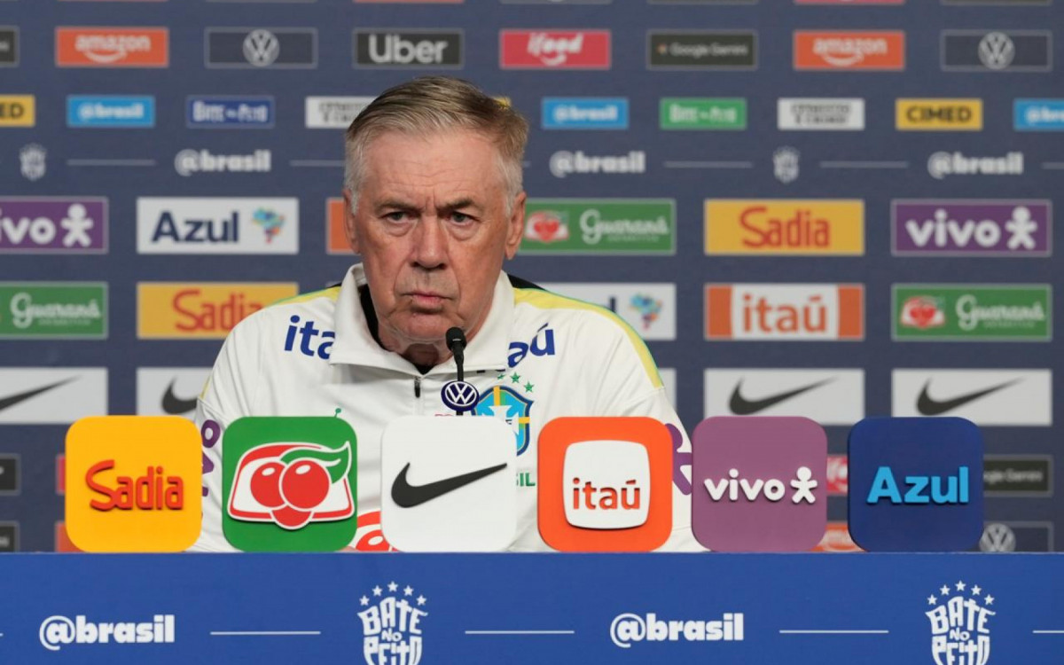 Carlo Ancelotti em coletiva da Seleção