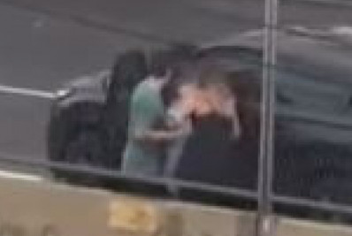 Vídeo: Casal com bebê de 1 ano é assaltado na Linha Amarela