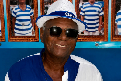 Dinho da Portela morre aos 89 anos no Rio