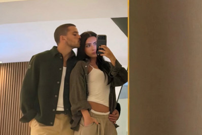 Jade Picon ganha beijo de André Lamoglia em clique nas redes