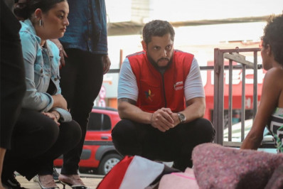 Abordagem social busca acolhimento para quem vive em situação de rua 