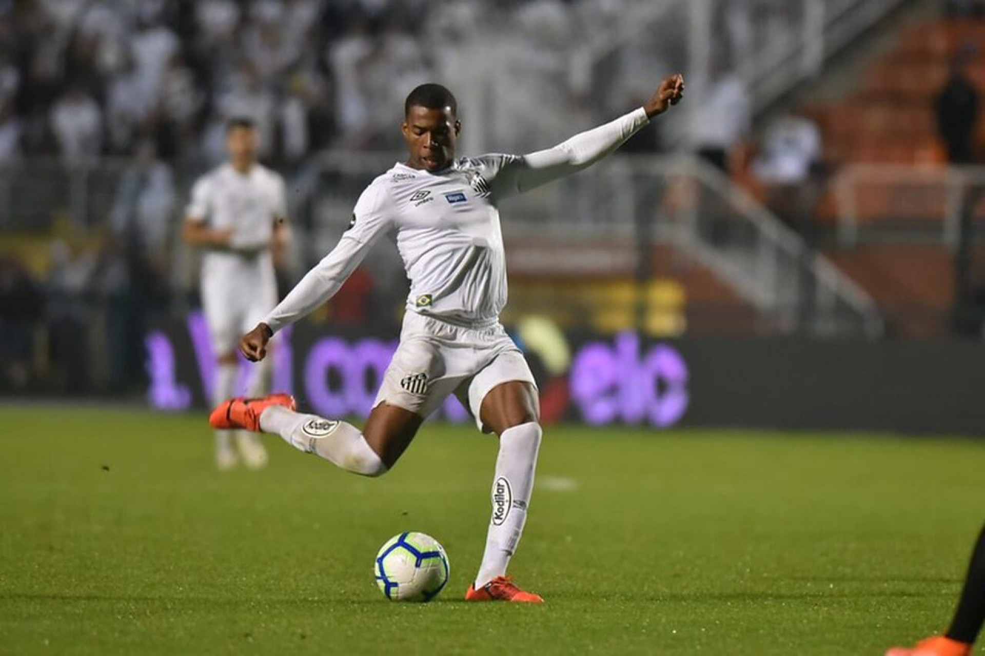 Santos &eacute; condenado a pagar R$ 12 milh&otilde;es ao Monaco e pode sofrer transfer ban
