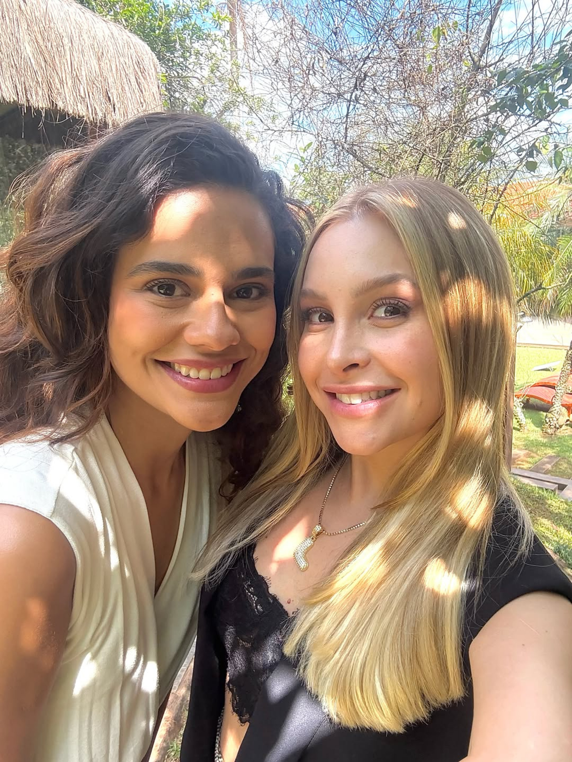 Arianne Botelho e Carla Diaz serão rivais no folhetim  - Reprodução/Instagram 