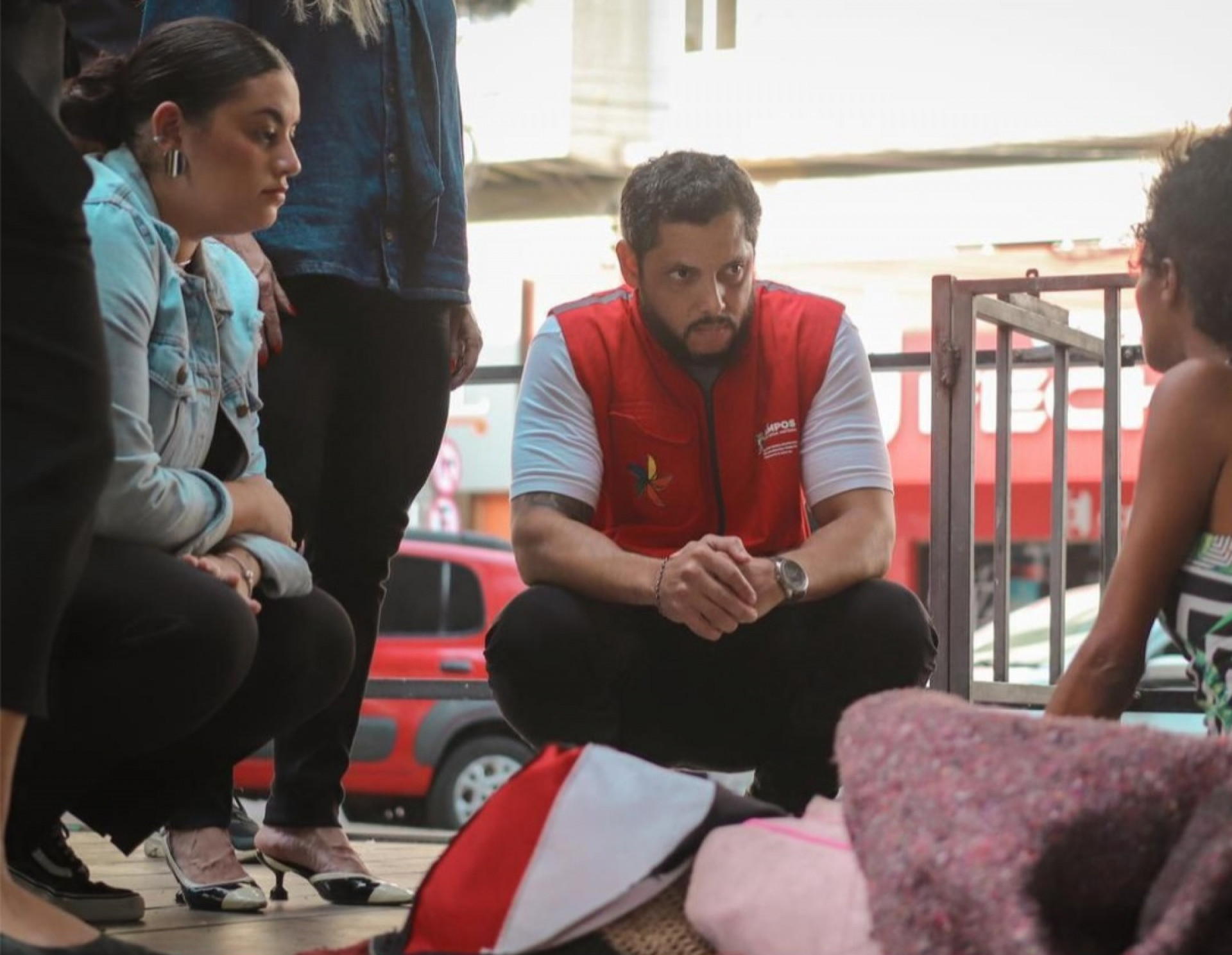 Abordagem social busca acolhimento para quem vive em situação de rua
