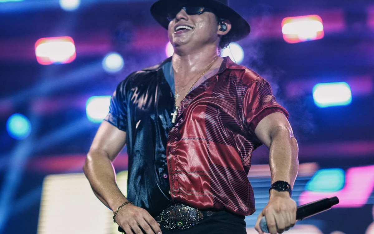 Filho do Piseiro levou energia, coreografias e muita irreverência ao palco em sua estreia na tradicional festa de Paty de Alferes
