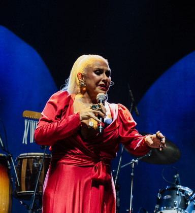Fafá de Belém lota Circo Voador para show de 50 anos de carreira