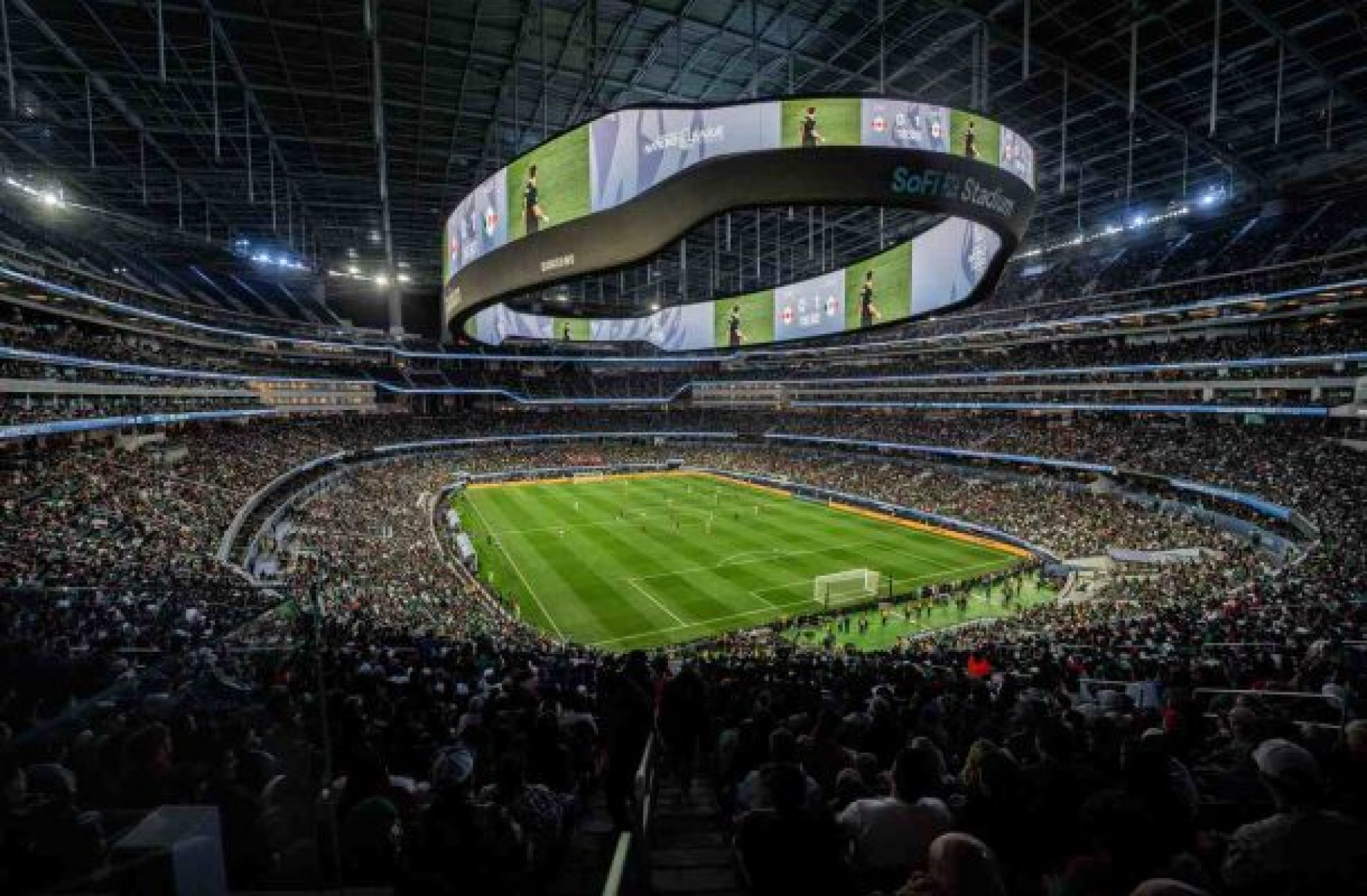 Funcion&aacute;rios do SoFi Stadium amea&ccedil;am greve dias antes de estreia dos EUA na Copa
