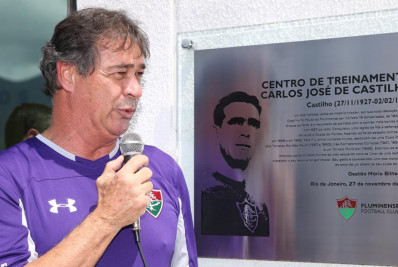 Fluminense parabeniza ex-goleiro Paulo Victor, ídolo do clube, por aniversário de 69 anos