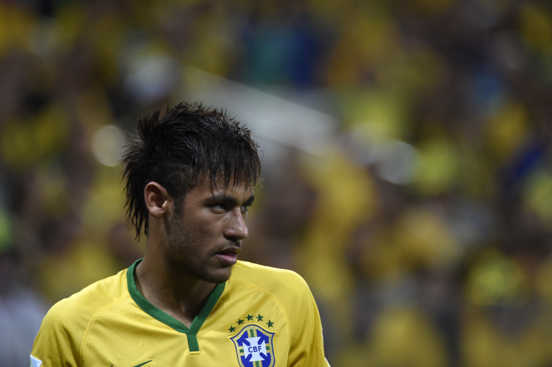 Moicano de Neymar na estreia da Copa de 2014, contra a Croácia - Odd Andersen / AFP