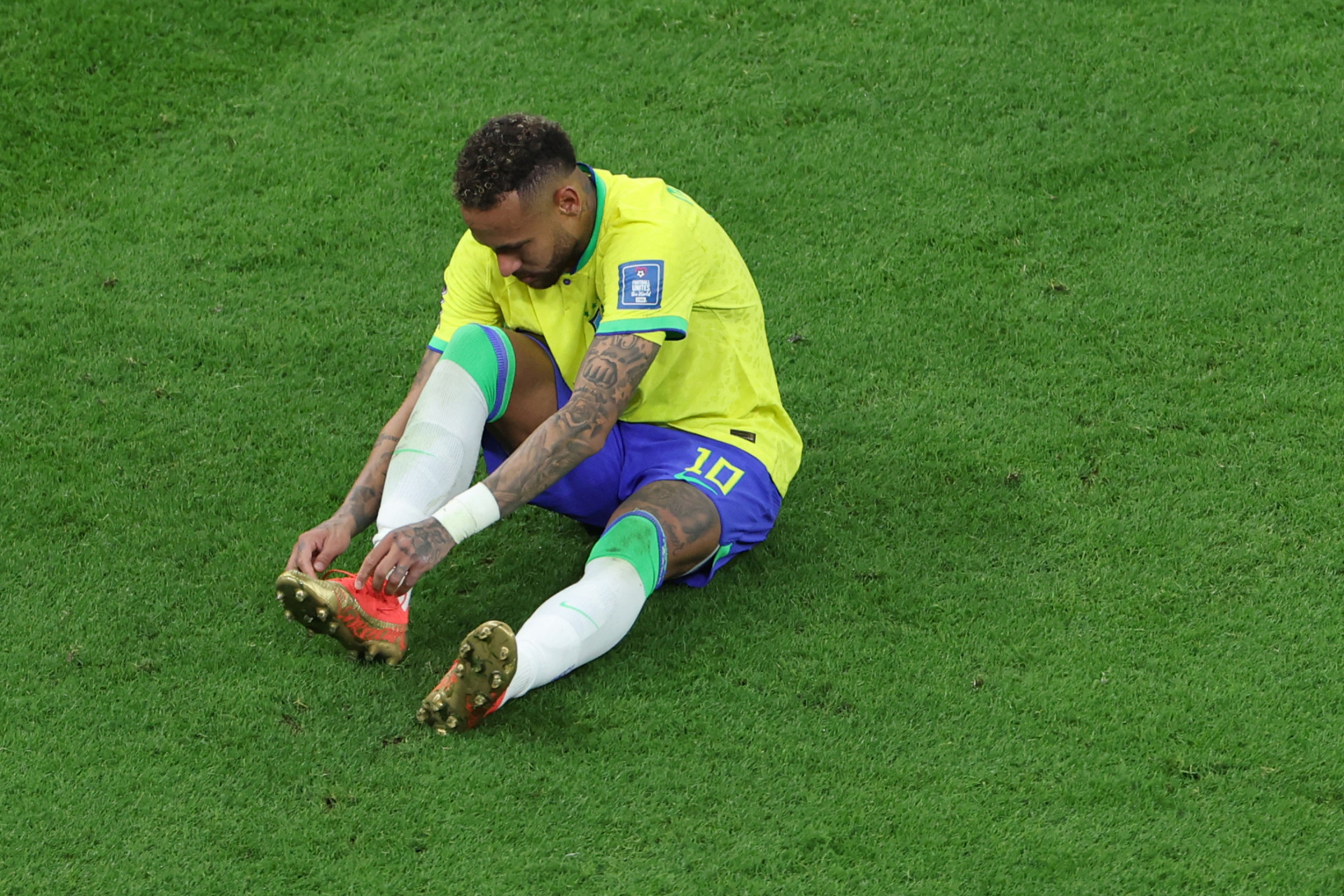 Cabelo de Neymar na estreia do Mundial de 2022, contra a Sérvia - Giuseppe Cacace / AFP