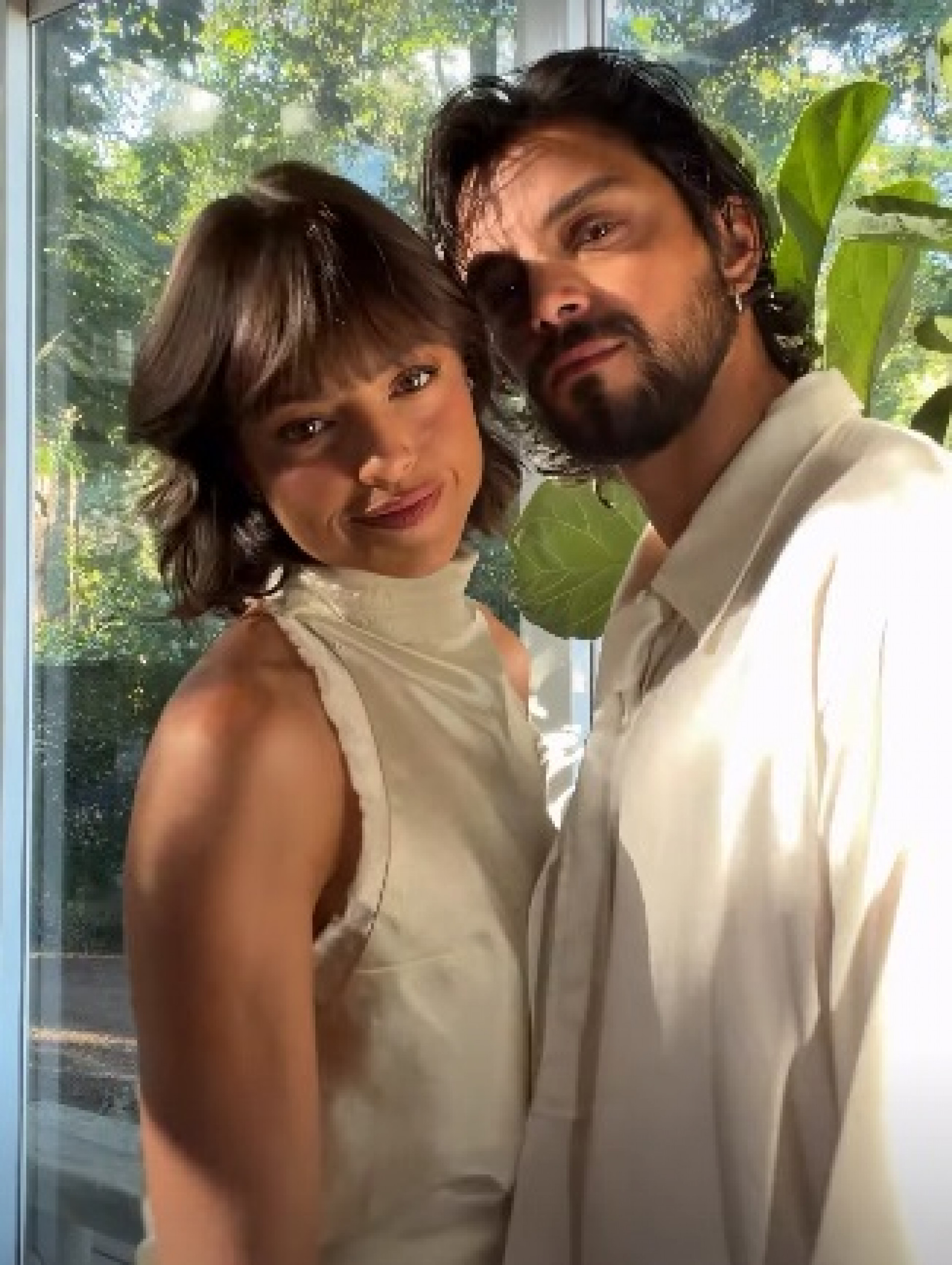 Agatha Moreira e Rodrigo Simas prestigiaram os amigos - Reprodução/Instagram