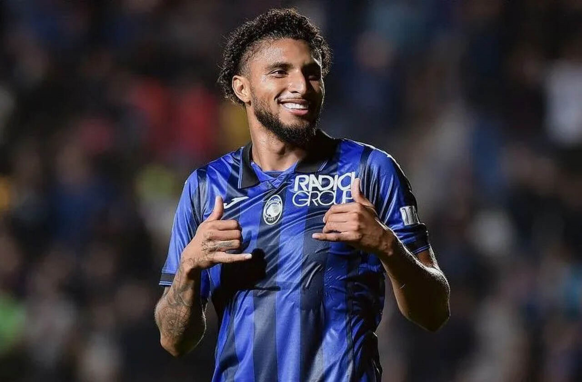 Entenda por que Carlo Ancelotti convocou um volante para a vaga do lateral Wesley