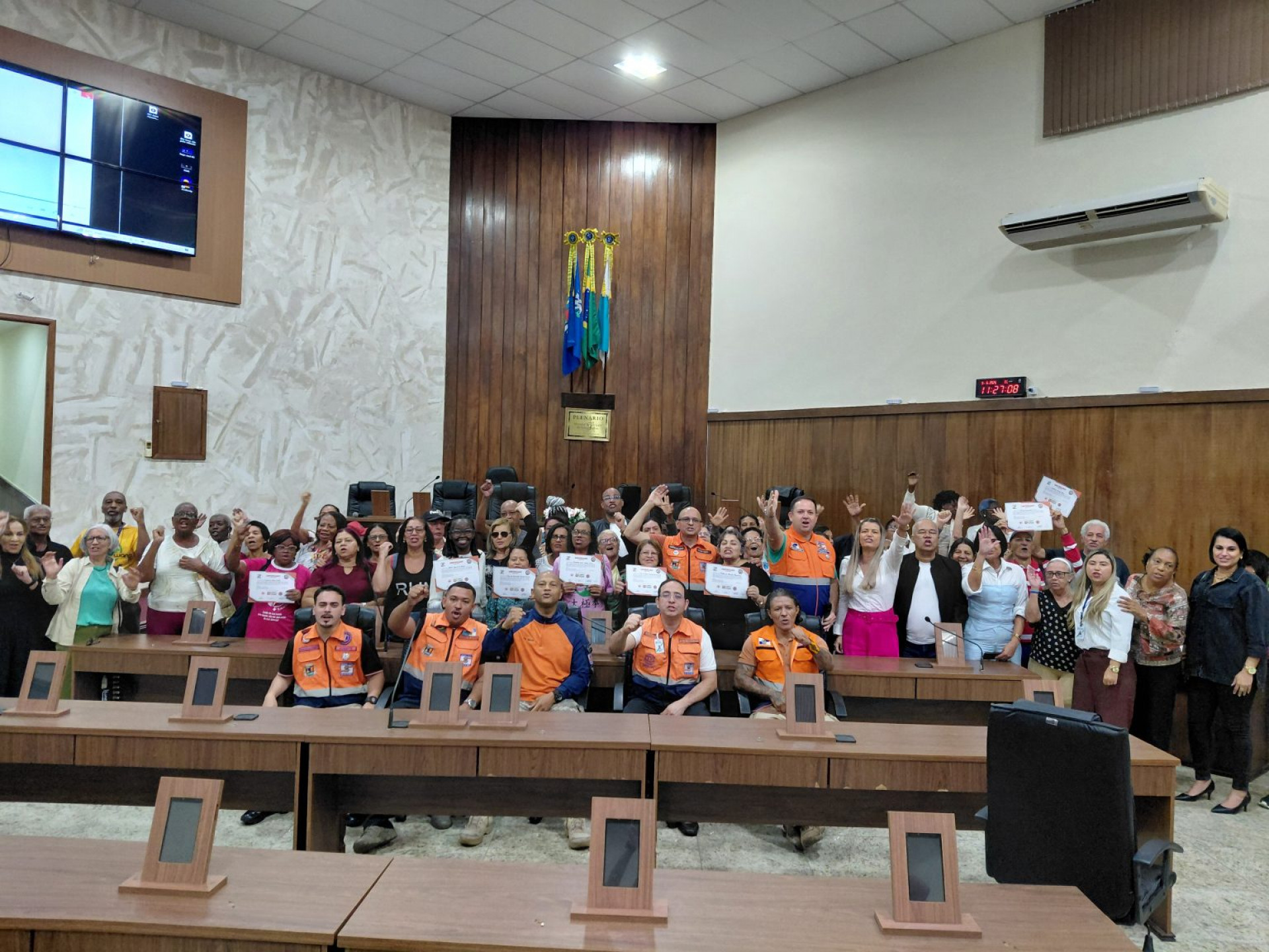 Prefeitura de Meriti capacita 200 idosos para atuar em situa
