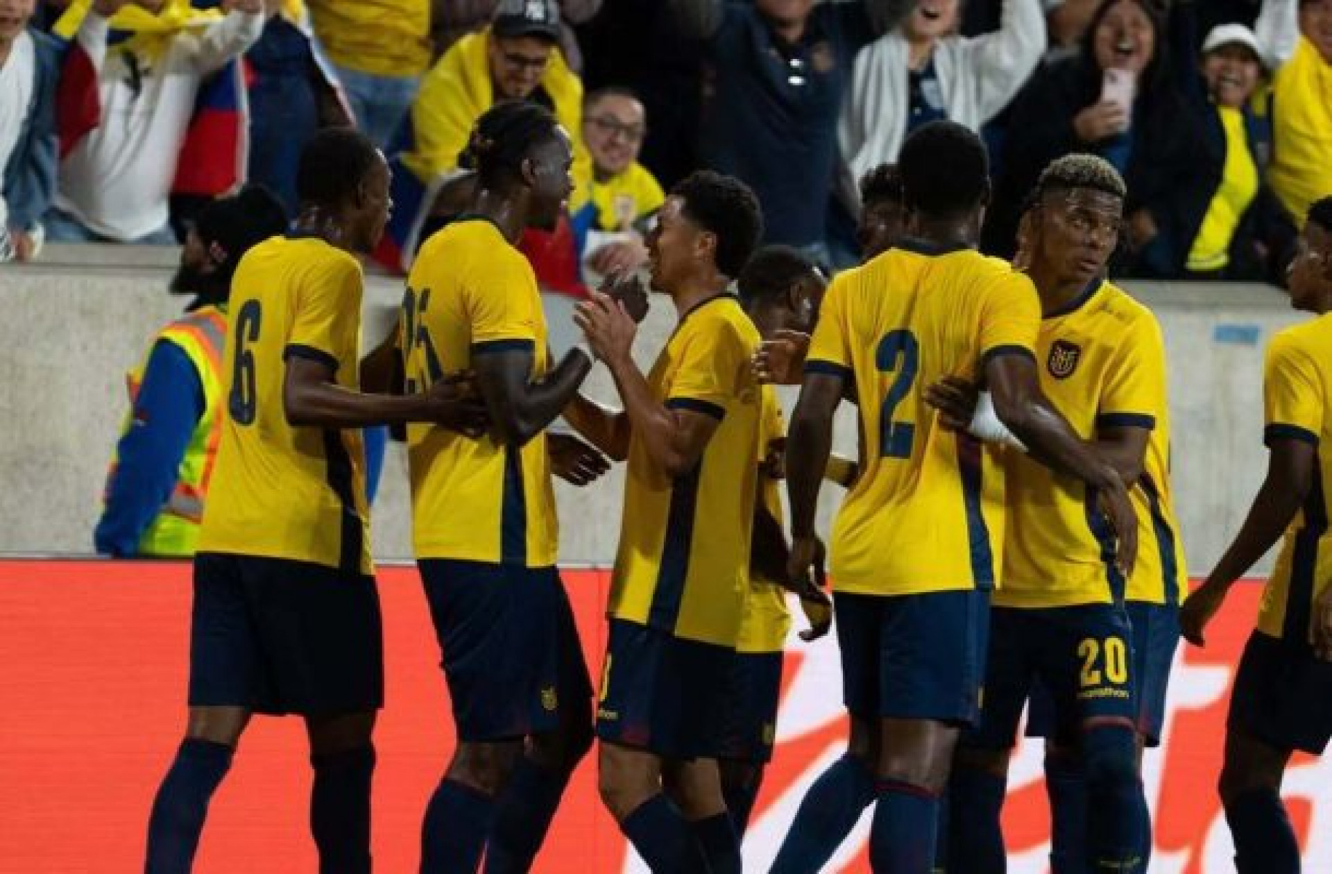 Equador x Guatemala, AO VIVO, com a Voz do Esporte, &agrave;s 16h