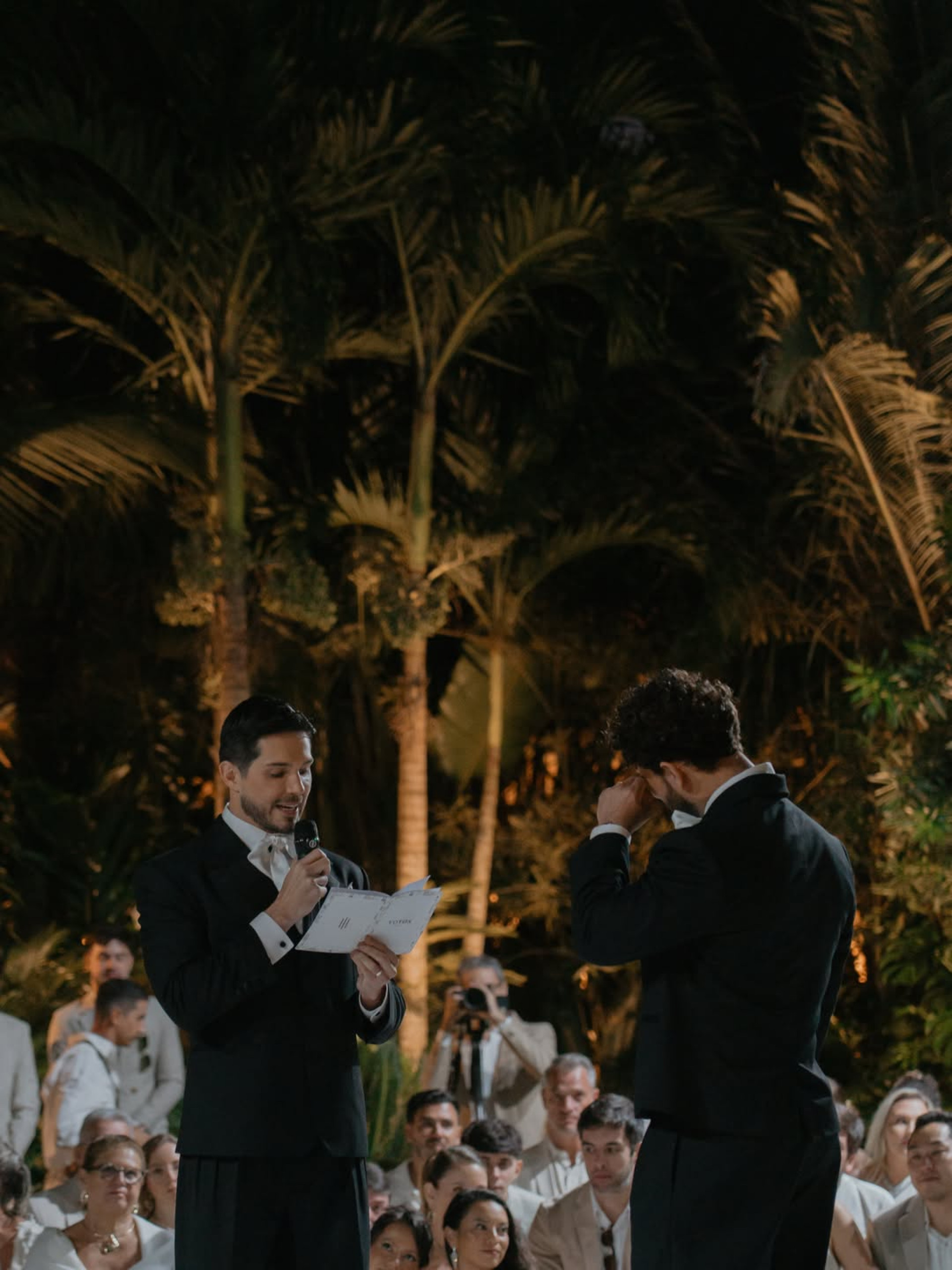 Igor Cosso leu os votos de casamento para Heron Leal - Reprodução/Instagram
