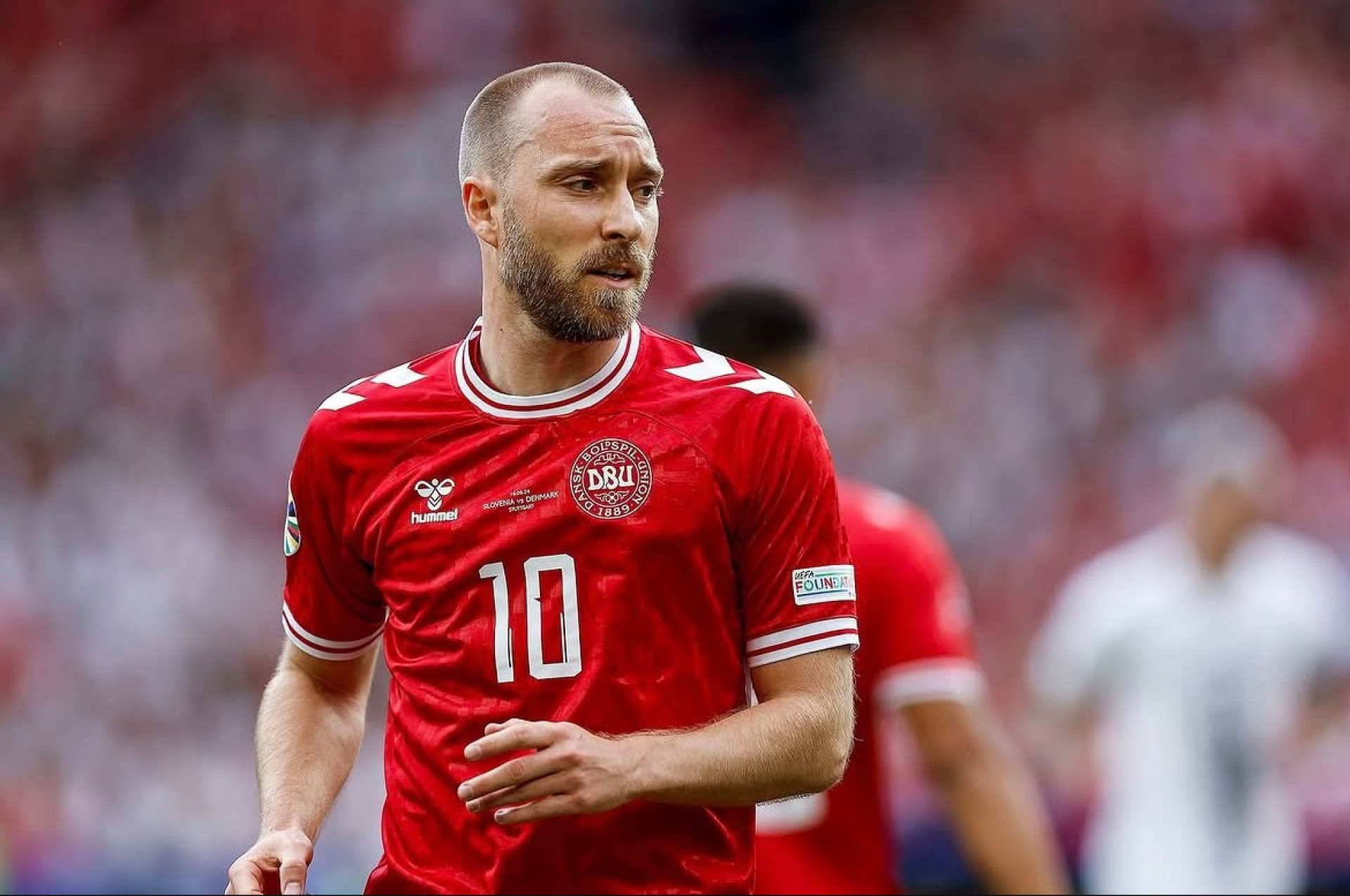 Médico da Dinamarca atualiza situação de Eriksen após desmai