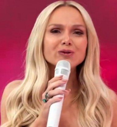 Eliana anuncia pausa temporária do 'Em Família'