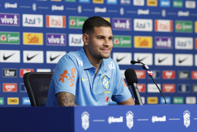 Bruno Guimarães responde a Olise e aponta o que Seleção precisa melhorar
