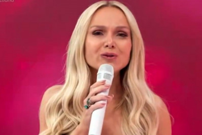 Emocionada, Eliana anuncia pausa temporária do 'Em Família' 