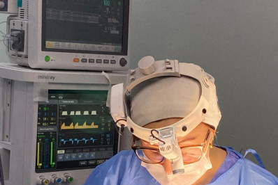 Hospital São João Batista ganha equipamento moderno para cirurgias de retina