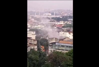 Incêndio atinge imóvel comercial em Benfica