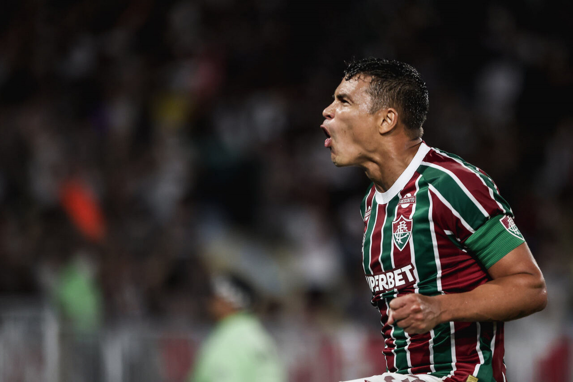 Fluminense abre contatos e estuda viabilidade para repatriar Thiago Silva