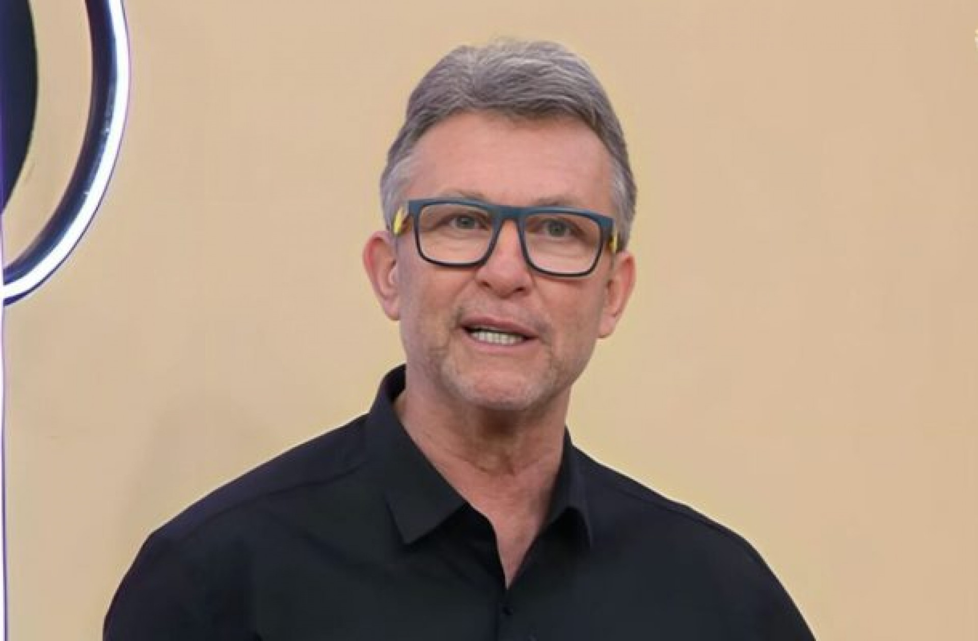 Neto critica titularidades da Sele&ccedil;&atilde;o Brasileira: ‘O que eles ganharam?’