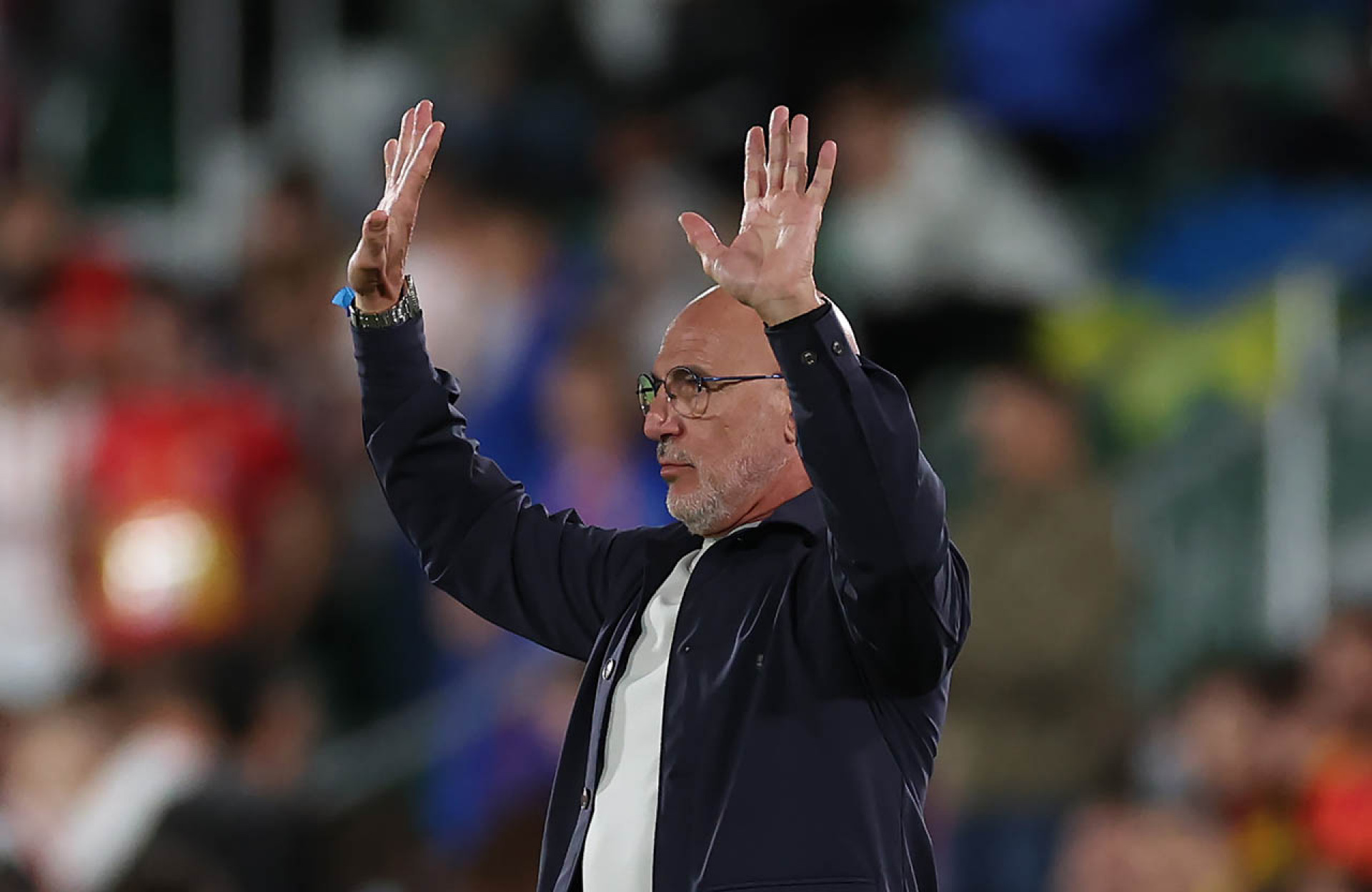 ELCHE, SPAIN - OCTOBER 11: Luis De La Fuente, Head Coach of Spain gestures during the FIFA World Cup 2026 qualifier match between Spain and Georgia at Estadio Manuel Martinez Valero on October 11, 2025 in Elche, Spain. (Photo by Florencia Tan Jun/Getty Images)