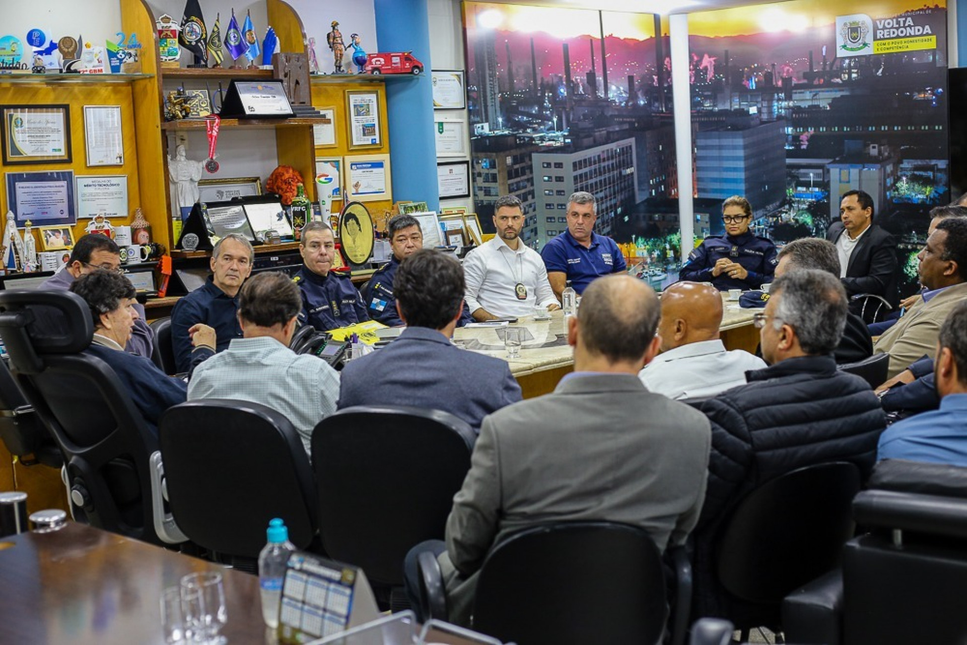 Prefeito Neto anuncia reforço na segurança da Beira-Rio e Re