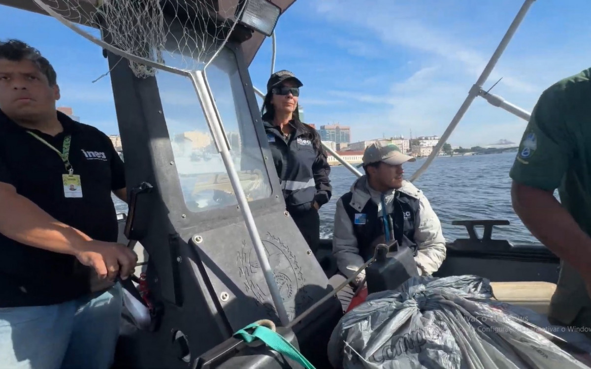 Restaurante flutuante na Urca é autuado por despejo irregula
