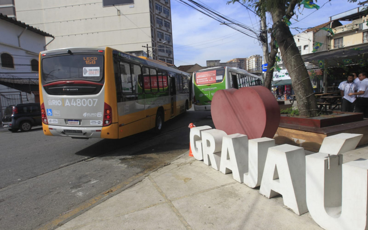 Linha 433 voltou a funcionar com mudanças, incluindo nova numeração, LECD 150, e novo ponto final, na Praça Malvino Reis, no Grajaú