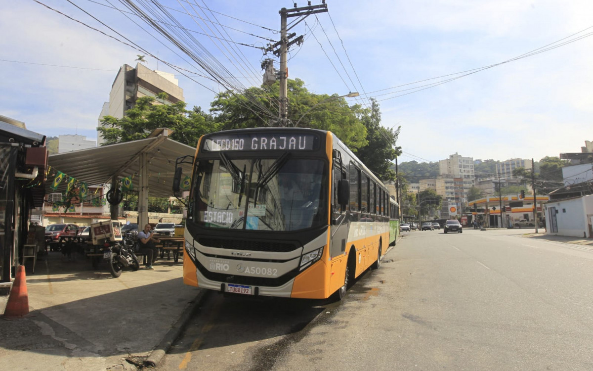 Praça Malvino Reis, no Grajaú, é o novo ponto final da linha 433, que agora é LECD 150