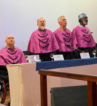 Paralamas do Sucesso recebe título de Doutor Honoris Causa da UFRRJ